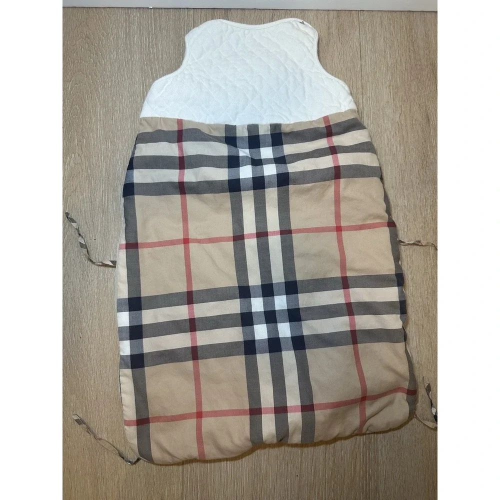 Burberry Nova Check Baby Nest Sleeping Bag Sz T0